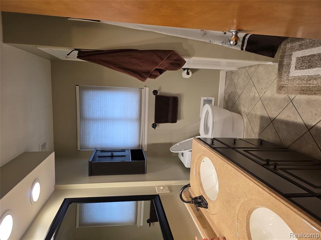 40804 Ivywood Lane, Plymouth, MI 48170 — Photo 20