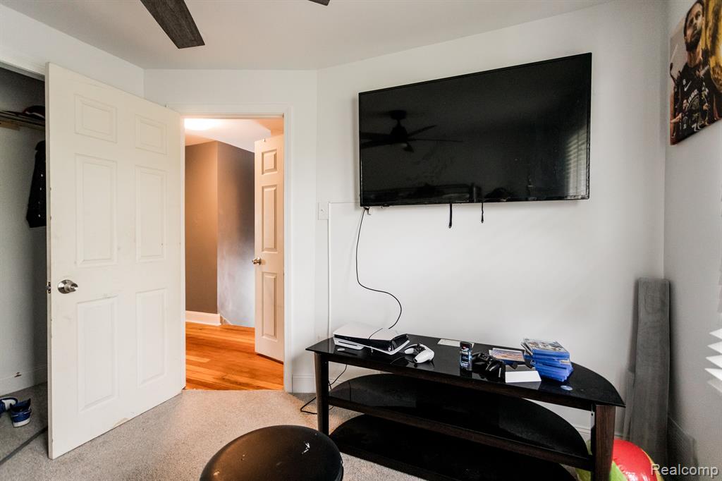 219 Waverly Street, Highland Park, MI 48203 — Photo 22