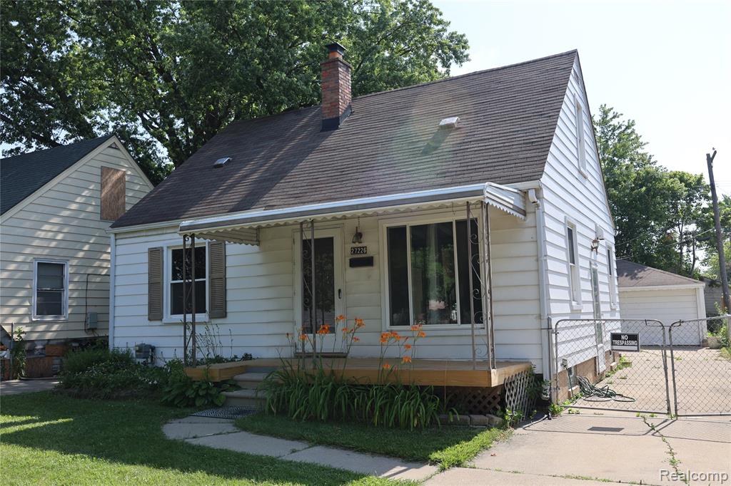 27226 Lawnwood Street, Roseville, MI 48066