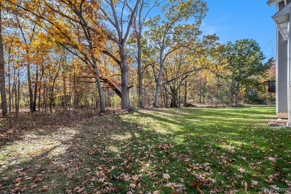 1281 Victoria Lane, Fenton, MI 48430 — Photo 35