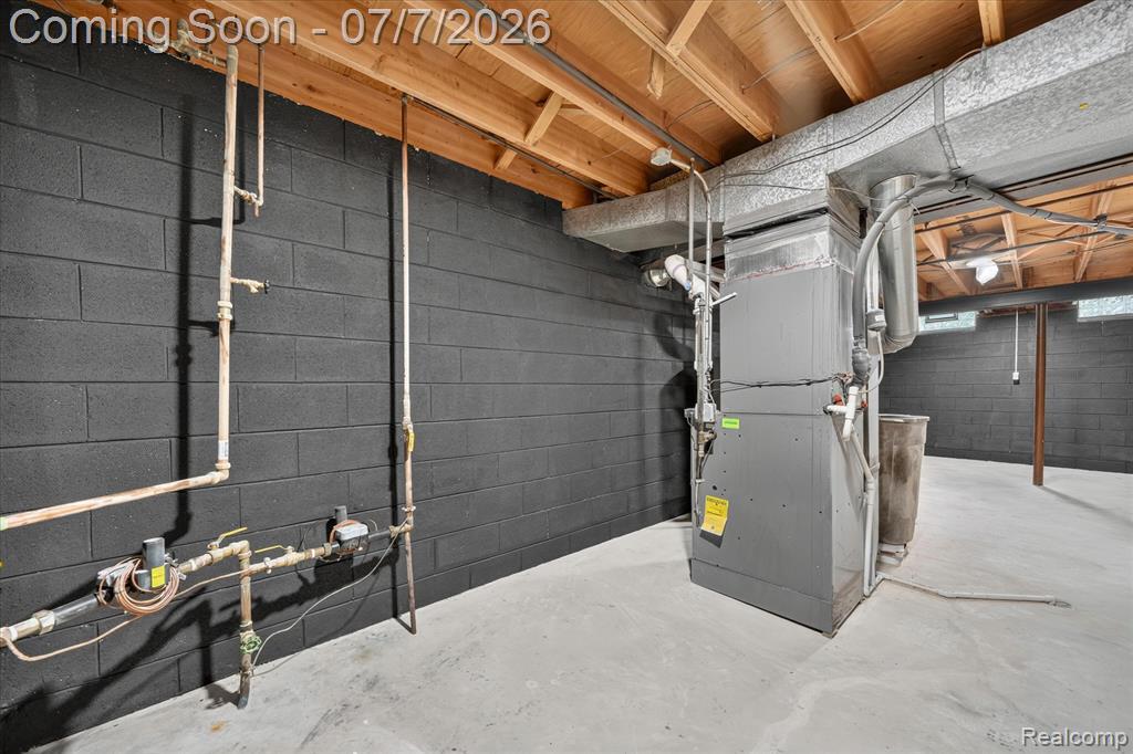 756 Great Oaks Drive, Bloomfield Hills, MI 48304 — Photo 43