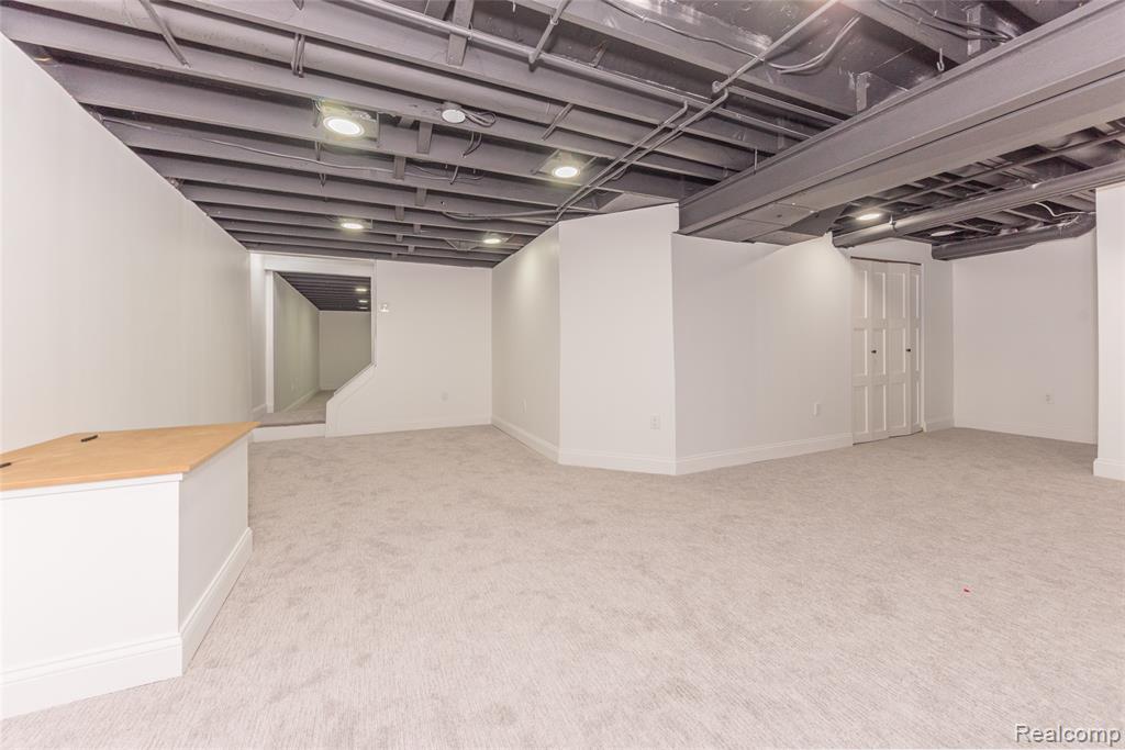 5590 Bayswater Road, West Bloomfield, MI — Photo 41