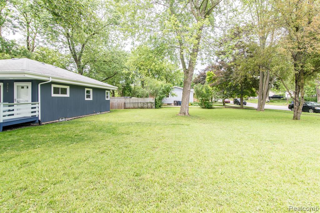 3175 LORRAINE Street, Ann Arbor, MI 48108 — Photo 8