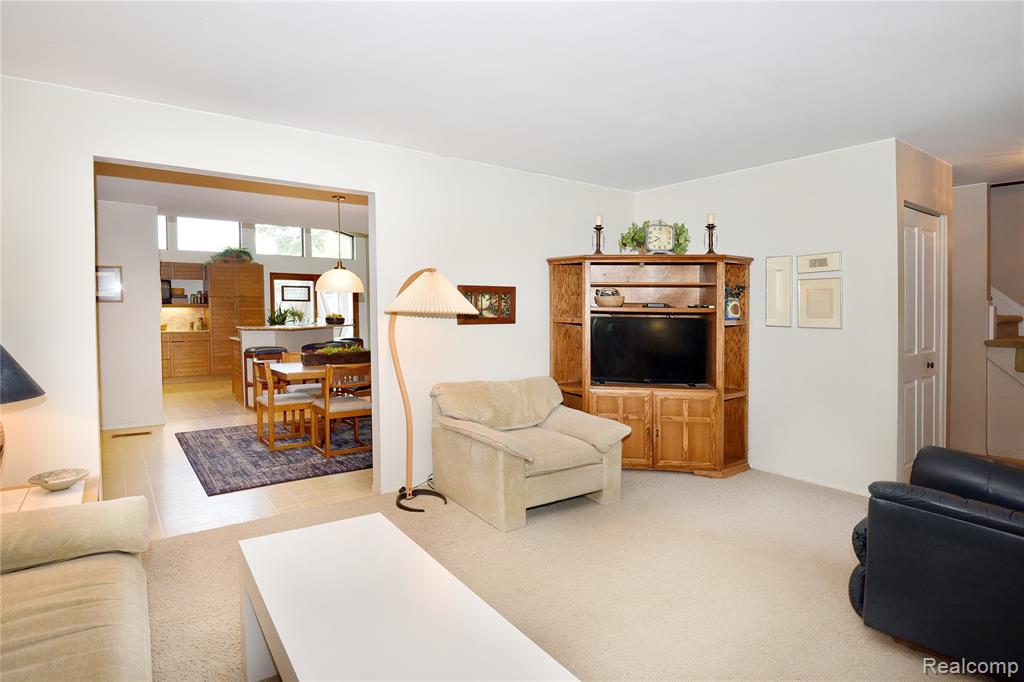 733 Highland Avenue, Clawson, MI — Photo 15