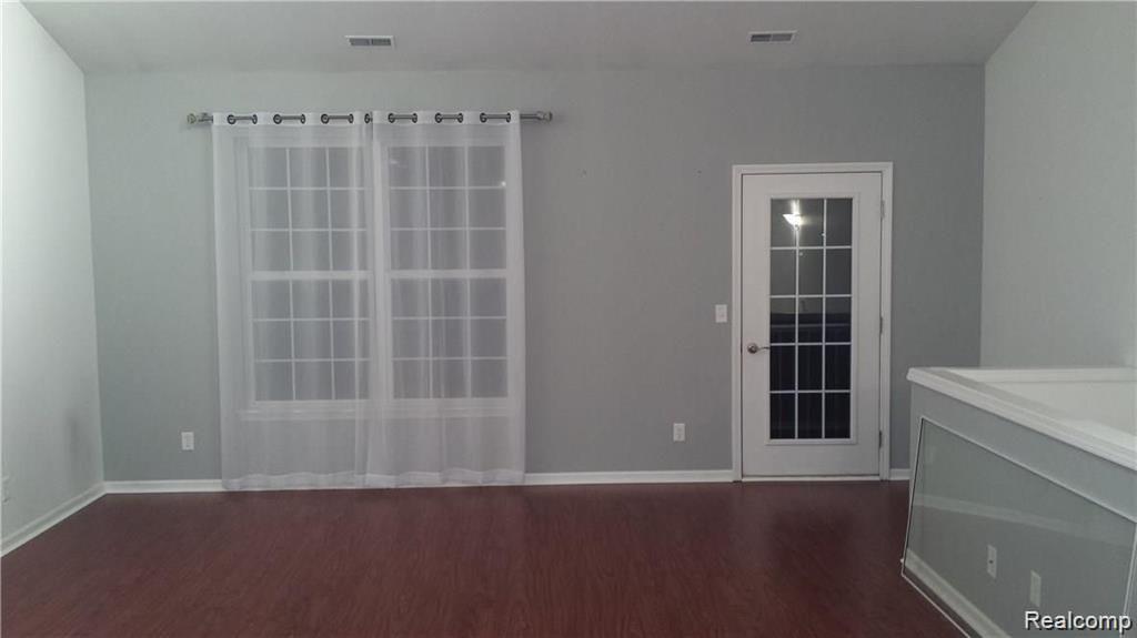 2088 ARCADIA Drive, Canton, MI 48188 — Photo 20