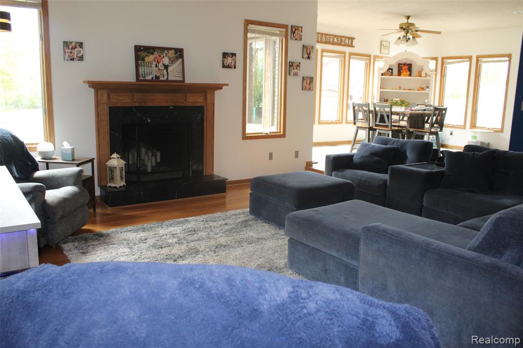 30500 Ostreich Rd Road, Rockwood, MI — Photo 7