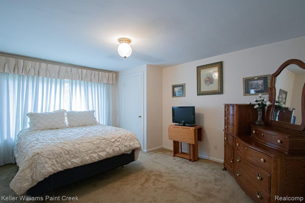 49525 SHELBY Road, Shelby Twp, MI 48317 — Photo 20