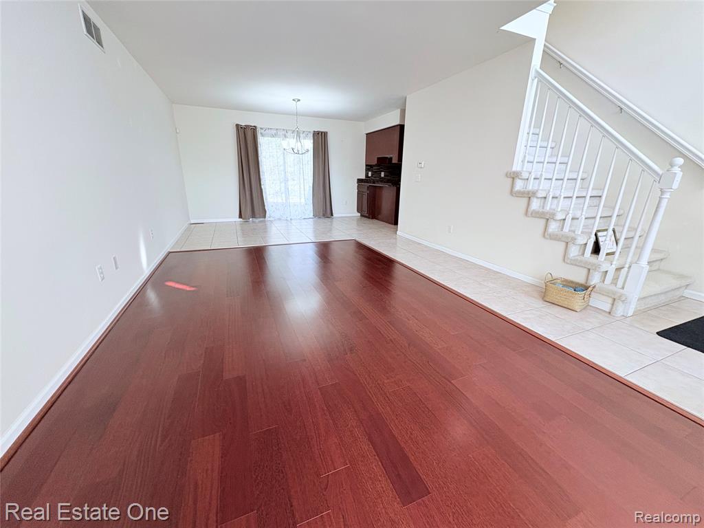 6178 Elarz Drive, Troy, MI 48085 — Photo 3