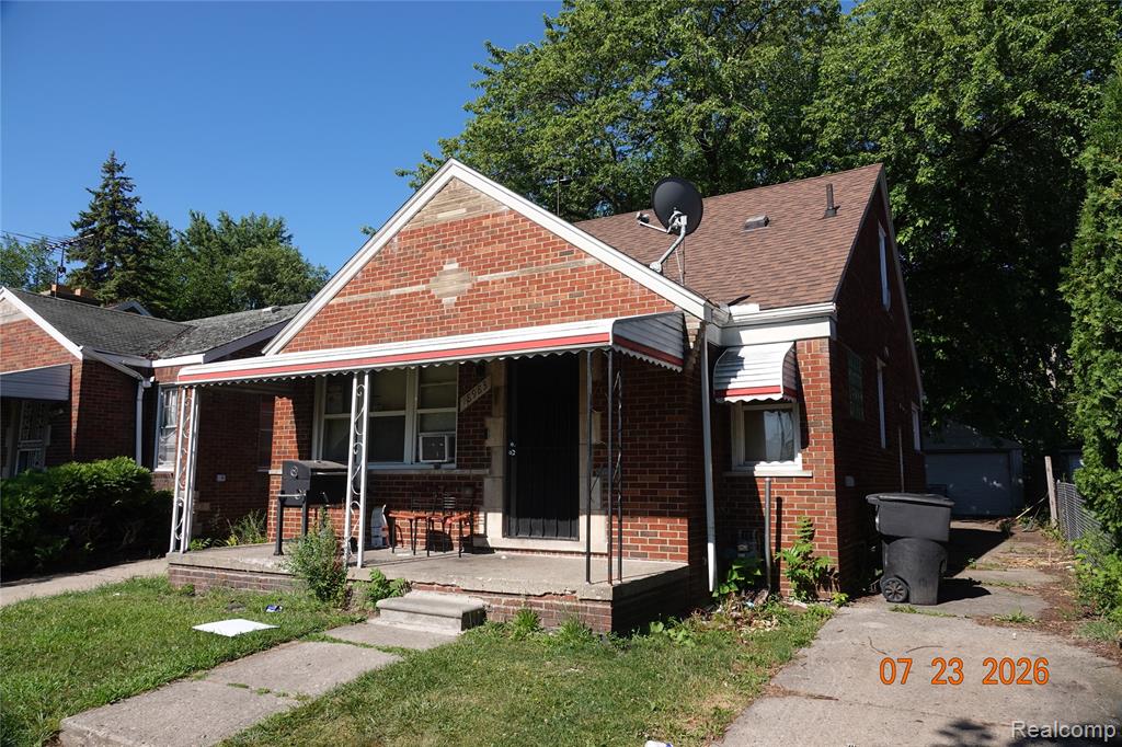 18983 Barlow Street, Detroit, MI 48205