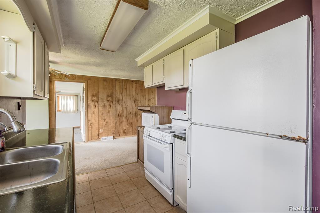 9171 Holmes Street, White Lake, MI — Photo 9