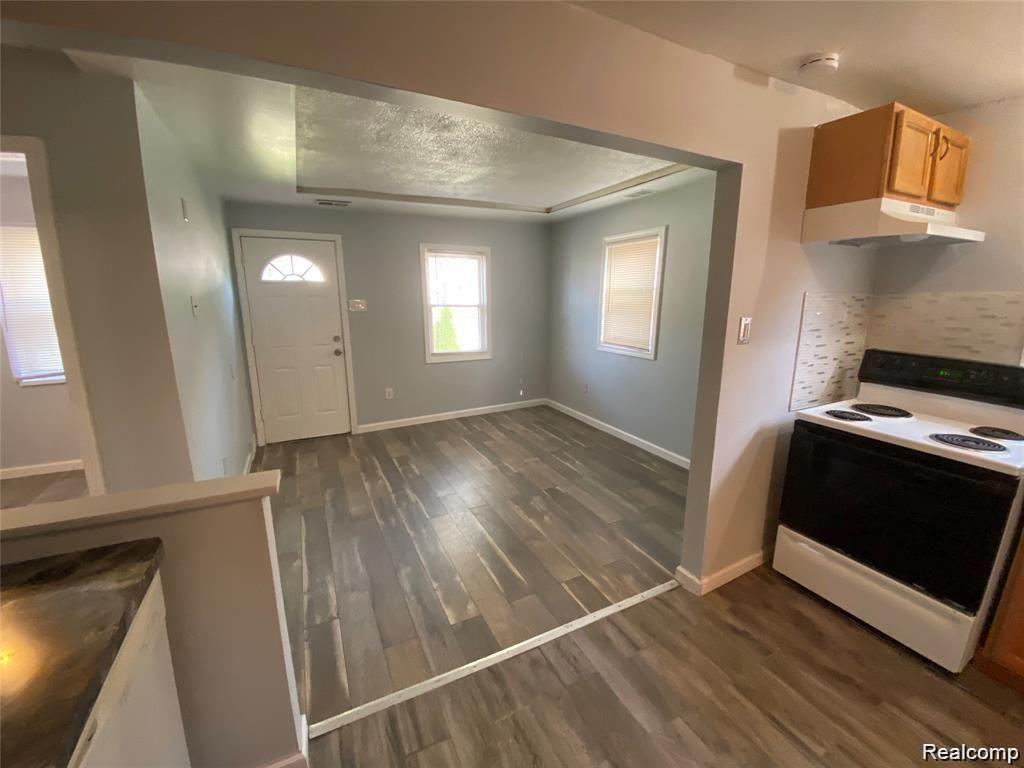 5926 CHEROKEE Street, Taylor, MI — Photo 3