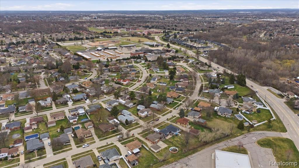 42151 Jason Drive, Clinton Twp, MI 48038 — Photo 38