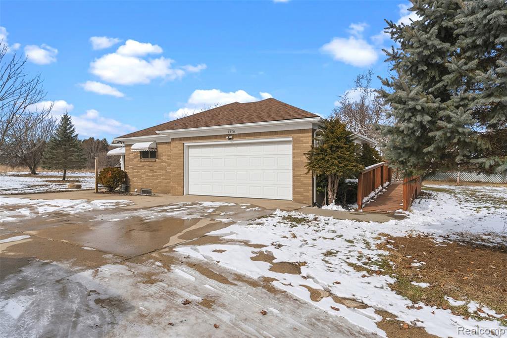 7476 Torrey Road, Swartz Creek, MI 48473 — Photo 6