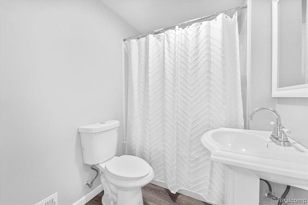6211 Inkster Road, Taylor, MI 48180 — Photo 13
