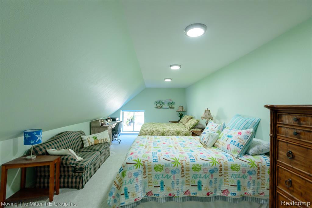 17449 Ava Court, New Boston, MI 48164 — Photo 31