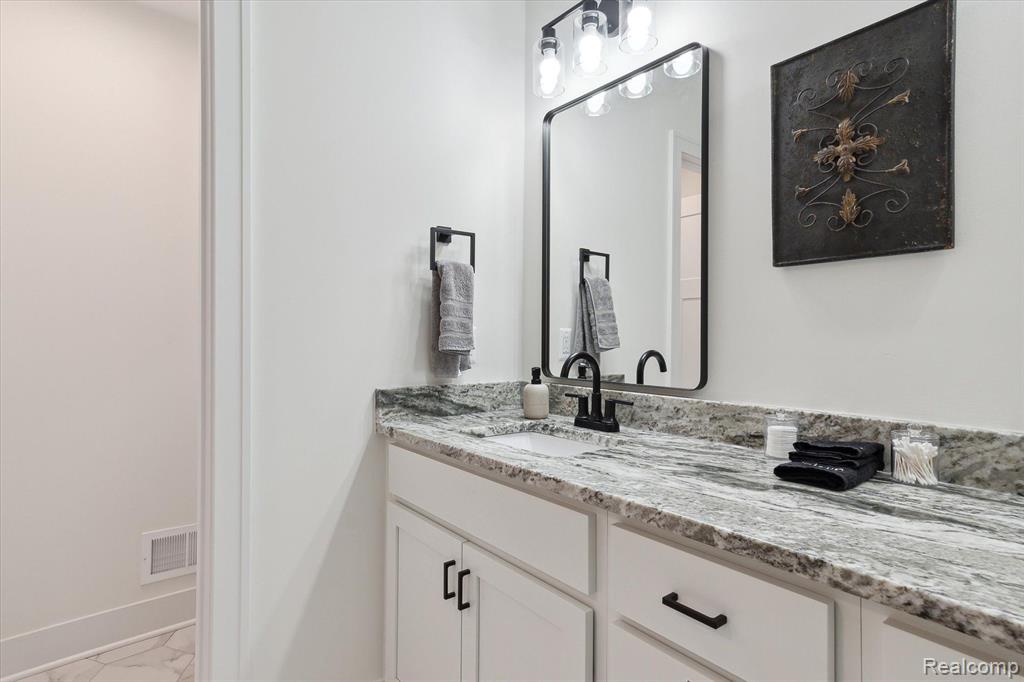 8841 Oakview Street, Plymouth, MI 48170 — Photo 51