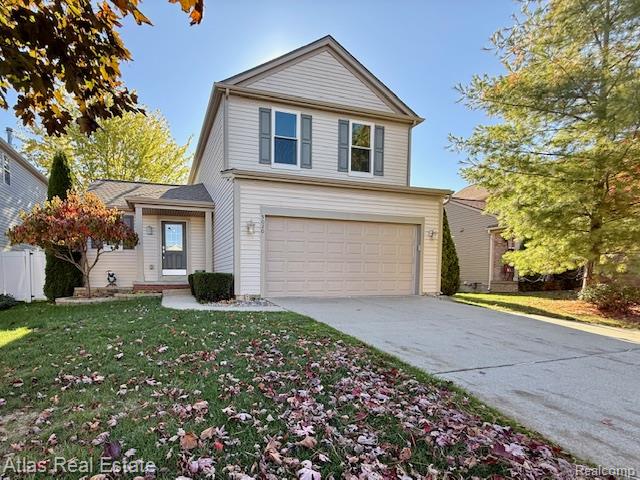5020 Meadow Crest Circle, Holly, MI 48442 — front exterior