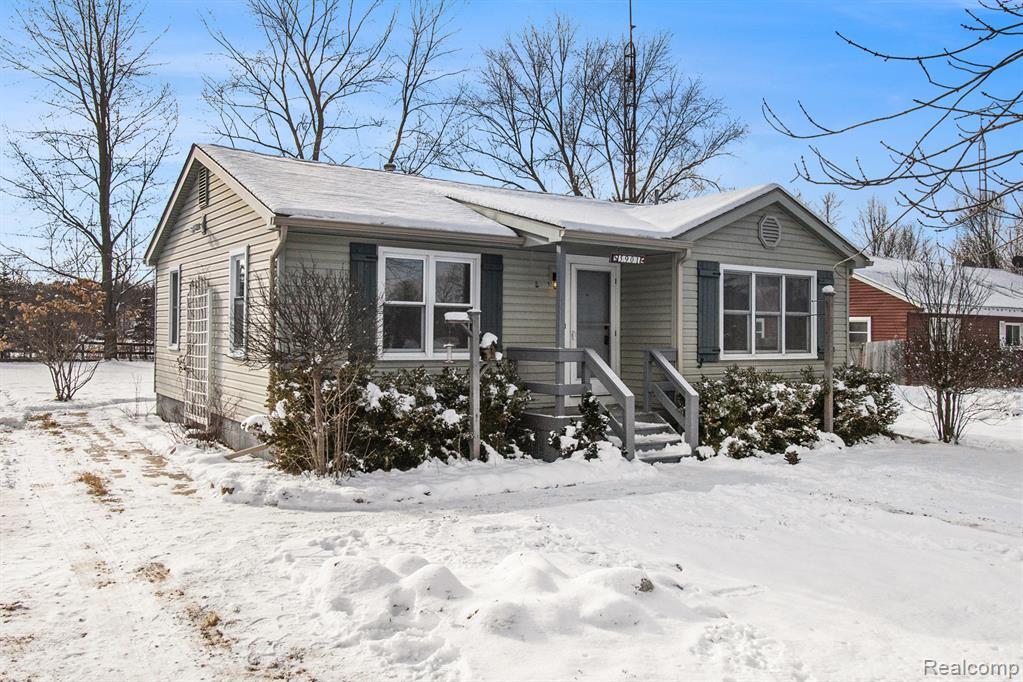 5901 Burdick Road, Lapeer, MI 48446 — Photo 3
