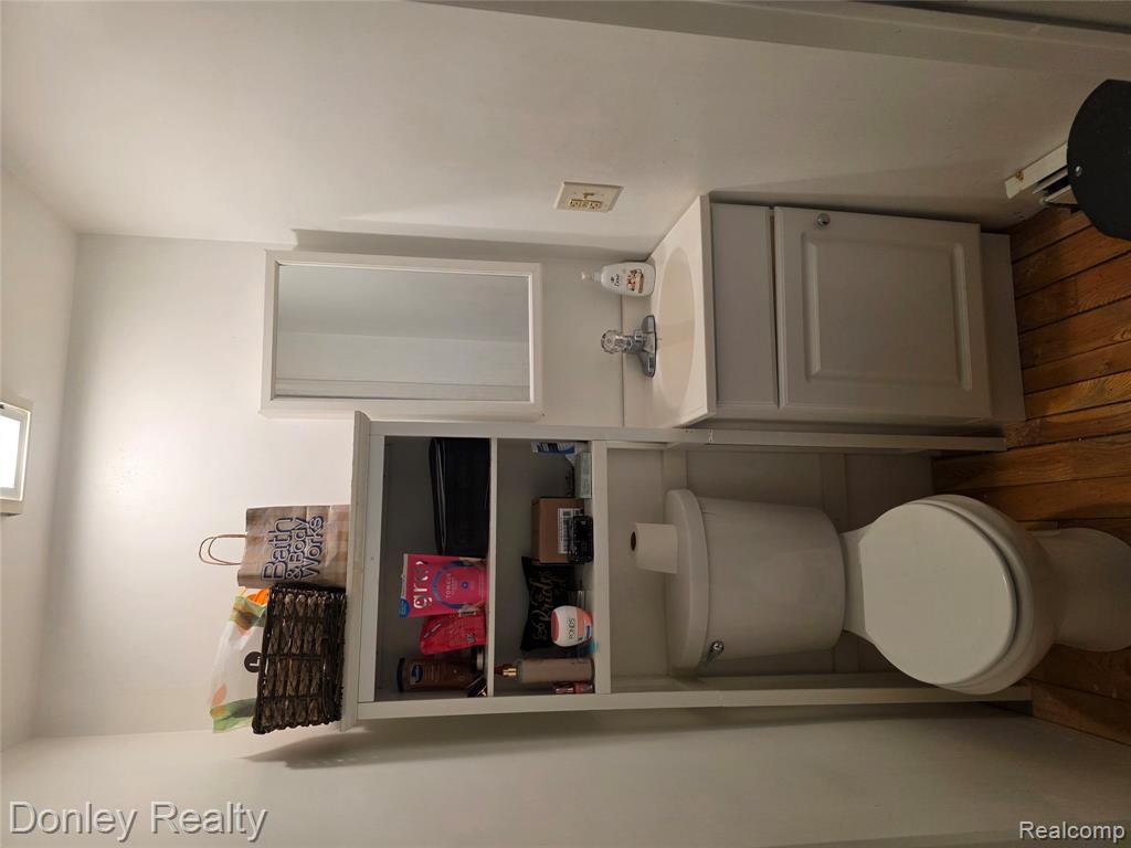 4677 Point Court, MI — Photo 22