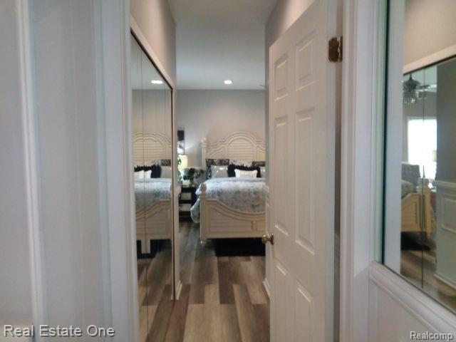 29441 LAUREL Drive, Farmington Hills, MI 48331 — Photo 28