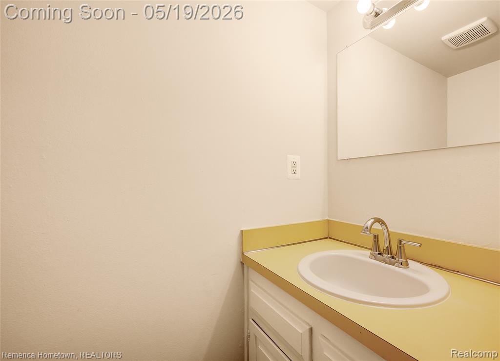41025 Southwind Drive, 109, Canton, MI 48188 — Photo 11
