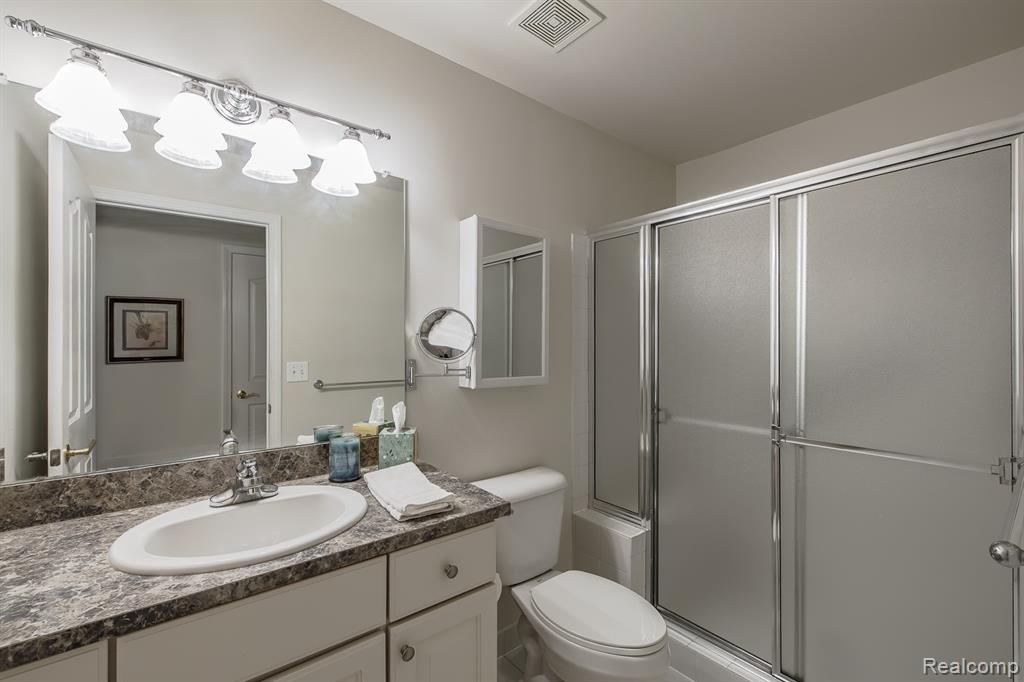 50077 Lexington Avenue E, Utica, MI 48317 — Photo 28