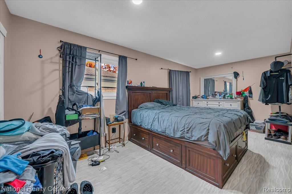 4428 Bedford Street, Dearborn Heights, MI 48125 — Photo 9