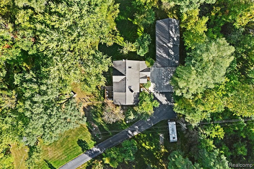 9669 Hadley Road, Clarkston, MI 48348 — Photo 60