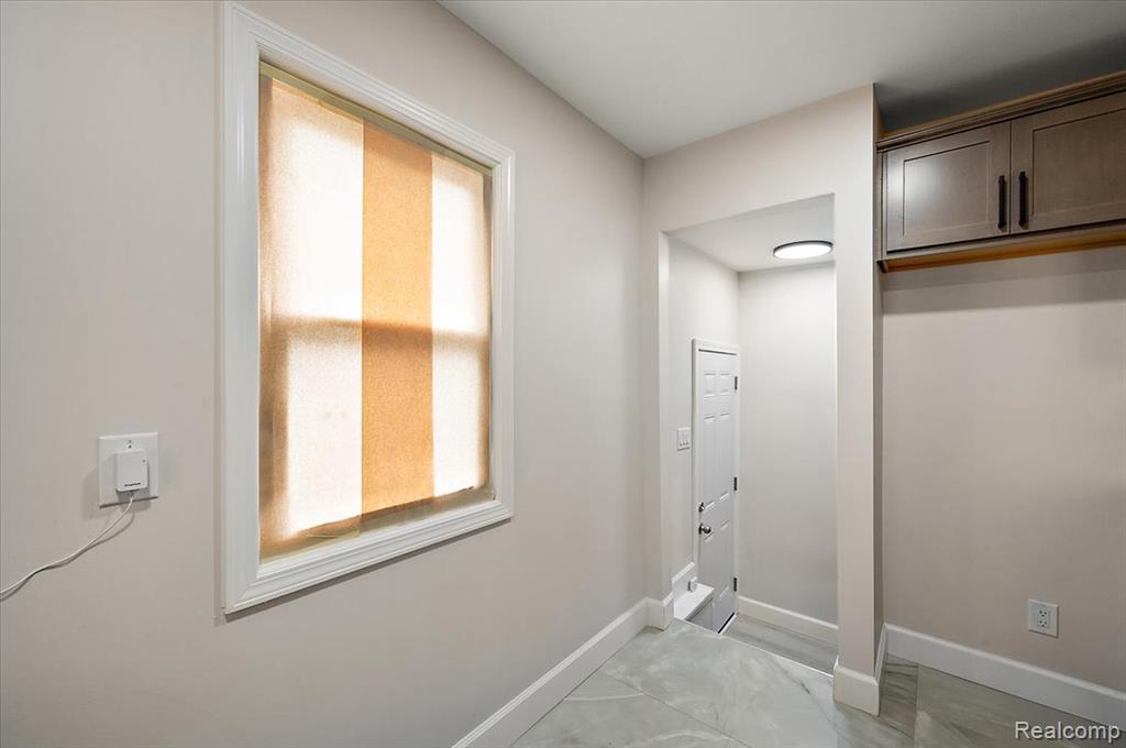 8404 Patton Street, Detroit, MI 48228 — Photo 22