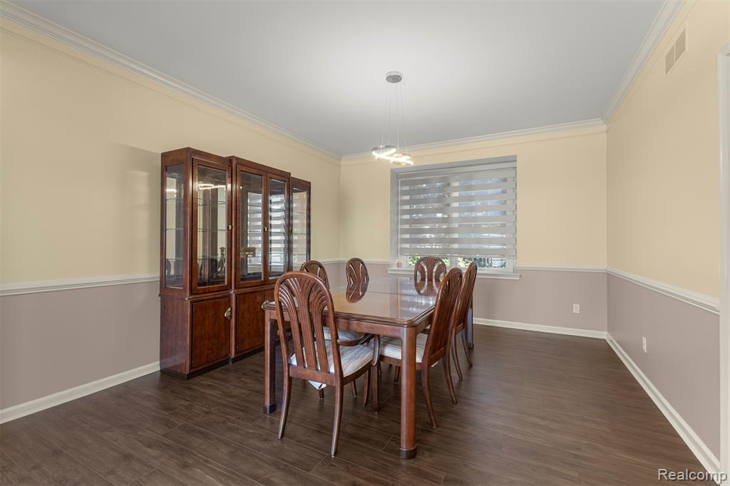 4991 Knollcrest Court, Commerce Twp, MI 48382 — Photo 11