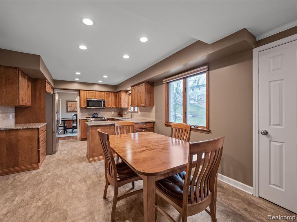 5562 ABINGTON Road, West Bloomfield, MI — Photo 8
