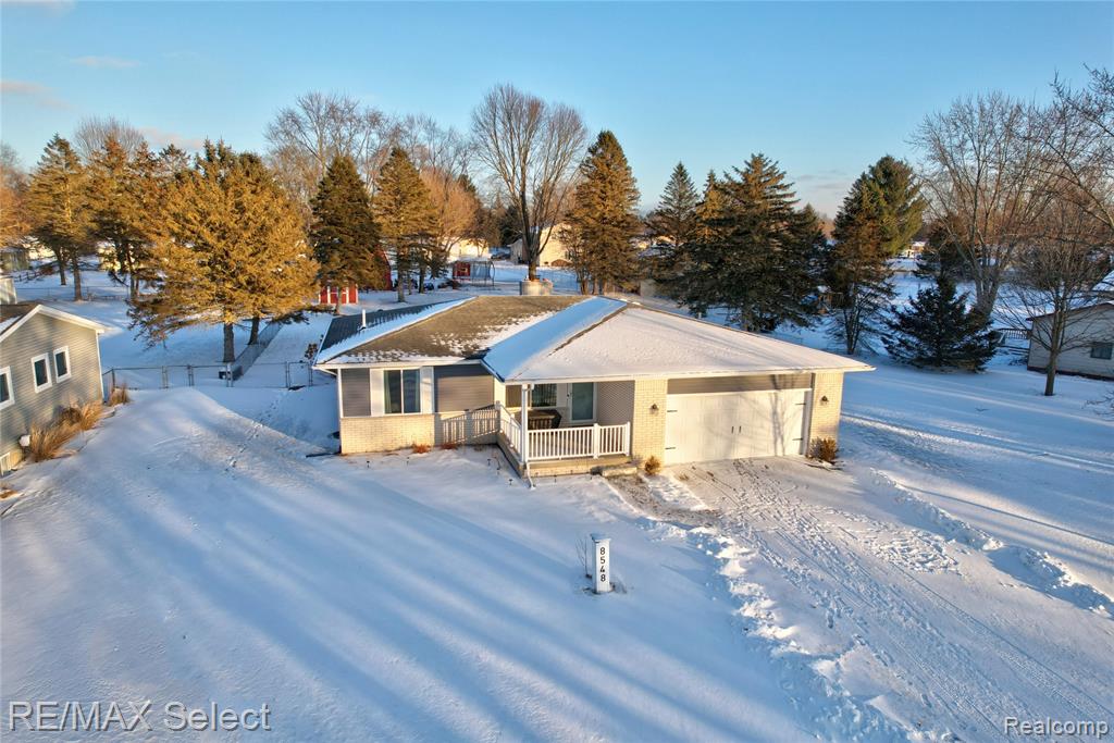 8548 Tim Tam Trail, Flushing, MI 48433 — Photo 2