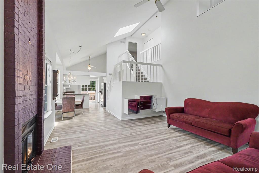 6617 Chimney Sweep, West Bloomfield, MI — Photo 4