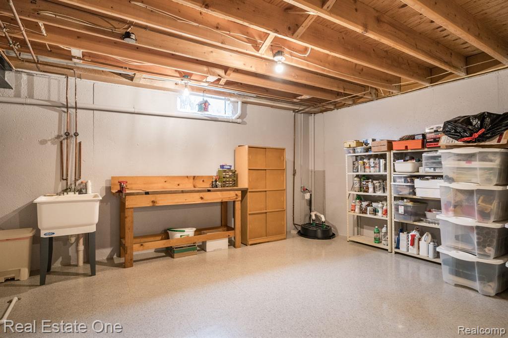 54035 Scarboro Way, Shelby Twp, MI 48316 — Photo 35