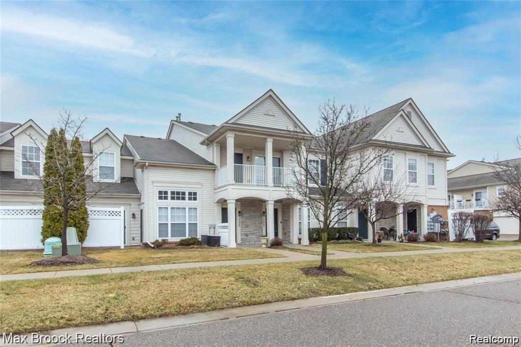 16211 ADDINGTON Drive, 192, Commerce Twp, MI 48390 — Photo 3