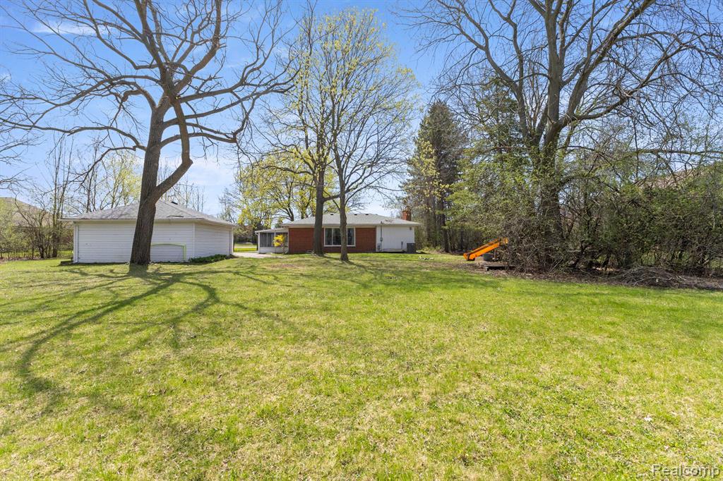 46910 CHERRY HILL Road, Canton, MI 48187 — Photo 36