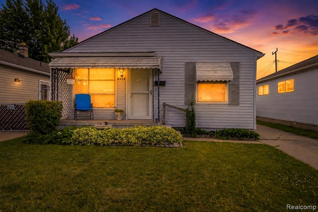 2539 Margaret Street, Melvindale, MI