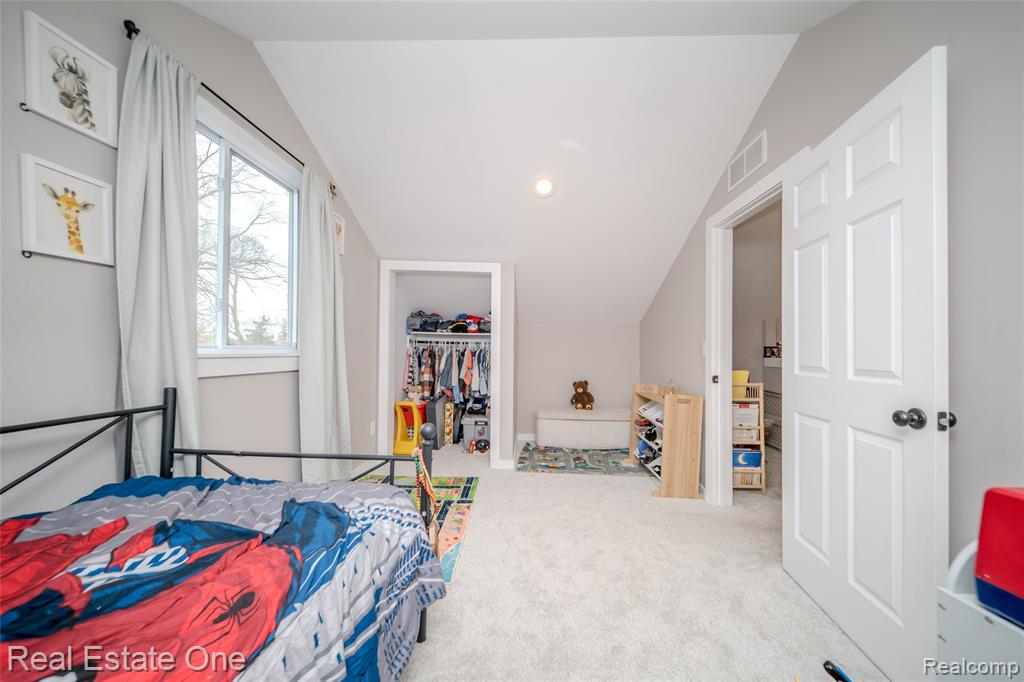 515 S Michigan Avenue, Howell, MI 48843 — Photo 34