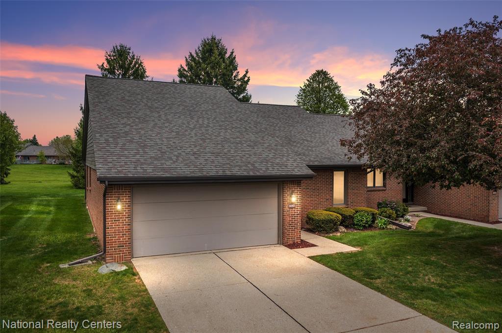 16061 Meadows Drive, Macomb, MI 48044 — Photo 27