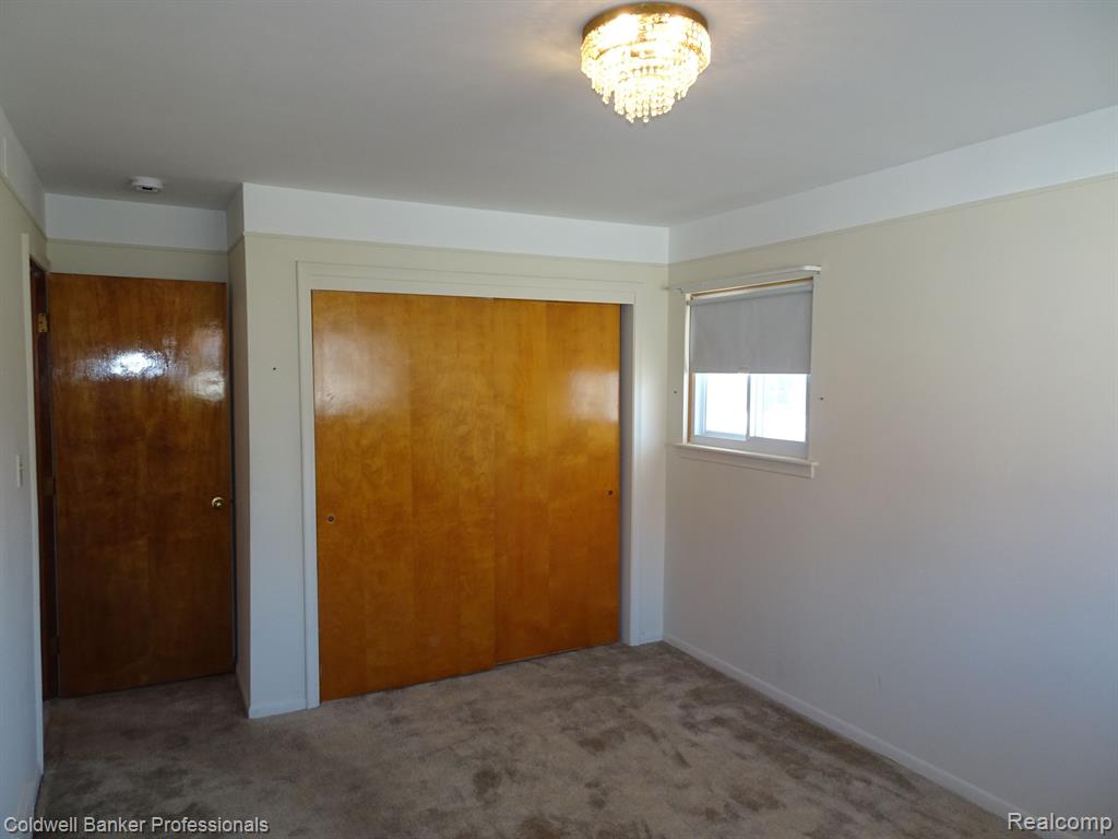 7790 LOUISE Court, Westland, MI — Photo 21