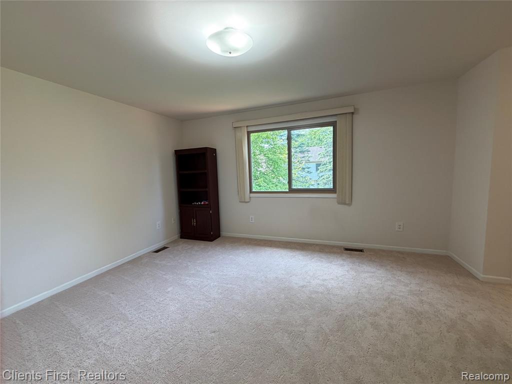7043 Foxridge Drive, Canton, MI 48187 — Photo 22