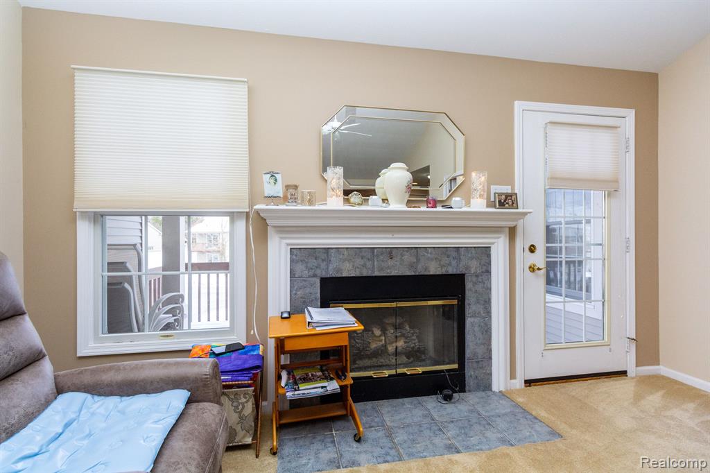 211 PIERCE LAKE Drive, Chelsea, MI 48118 — Photo 12