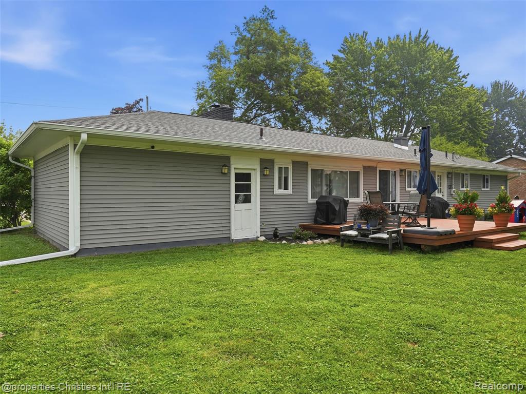 52735 Washington Street, New Baltimore, MI 48047 — Photo 32