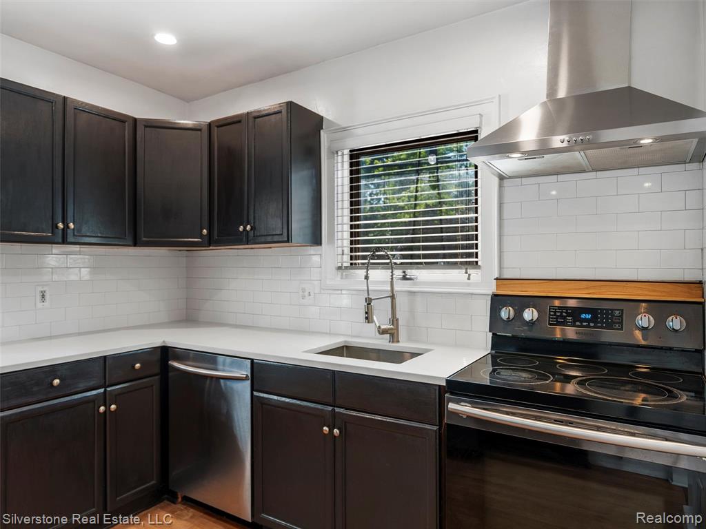 800 N EDISON Avenue, Royal Oak, MI 48067 — Photo 8
