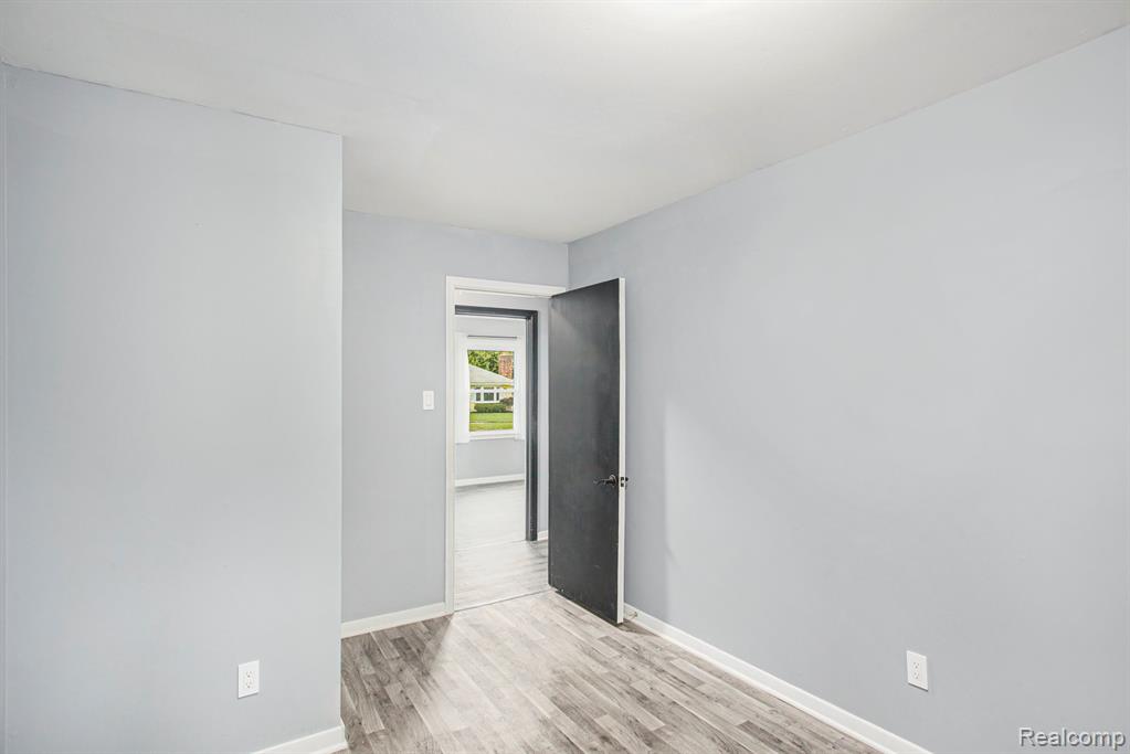 4619 Olivia Avenue, Royal Oak, MI 48073 — Photo 23