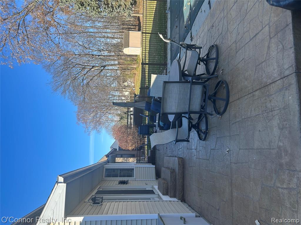 720 Arlington Circle, Marysville, MI 48040 — Photo 43