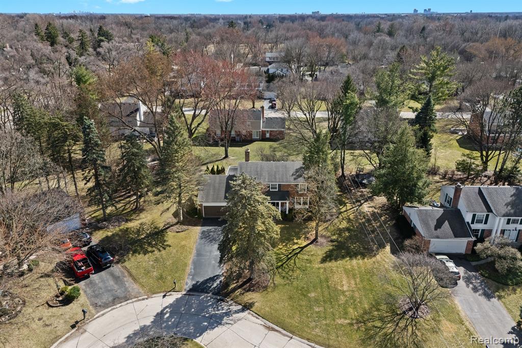 856 THORNTREE, Bloomfield Hills, MI 48304 — Photo 53