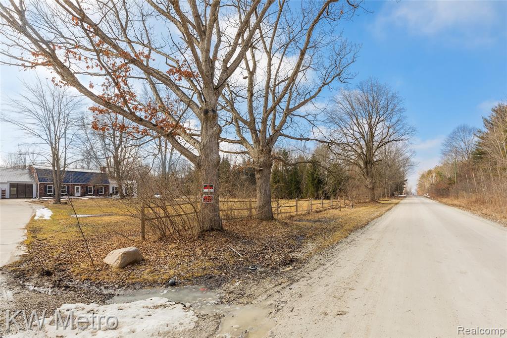 8665 Meskill Road, Columbus, MI — Photo 53