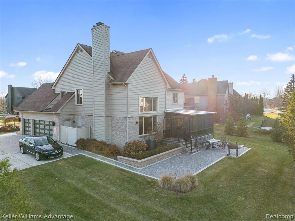 4656 Stoneview, West Bloomfield, MI — Photo 59