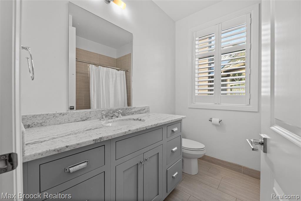 864 Chestnut Street, Birmingham, MI 48009 — Photo 18